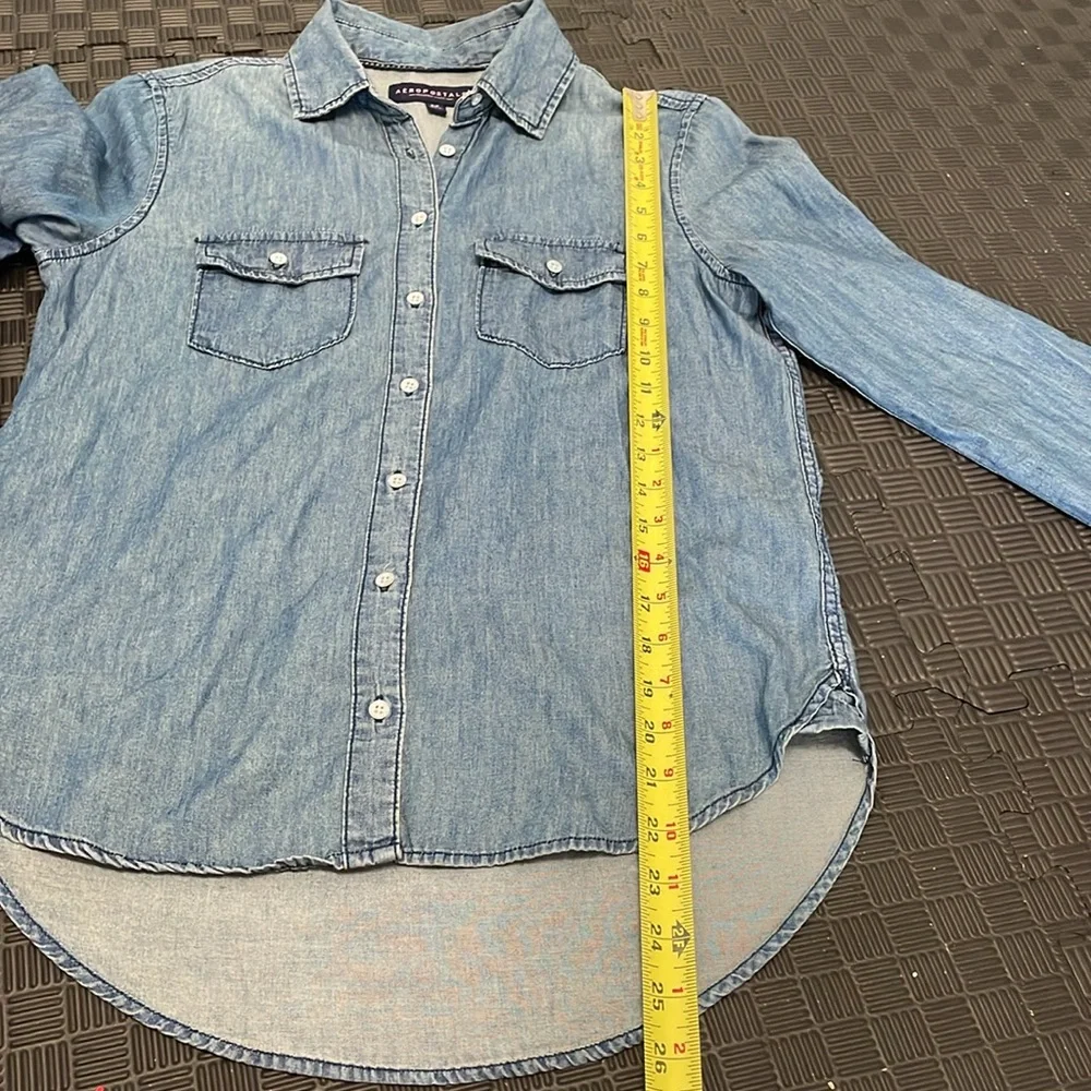Aeropostale blue denim button down sz small